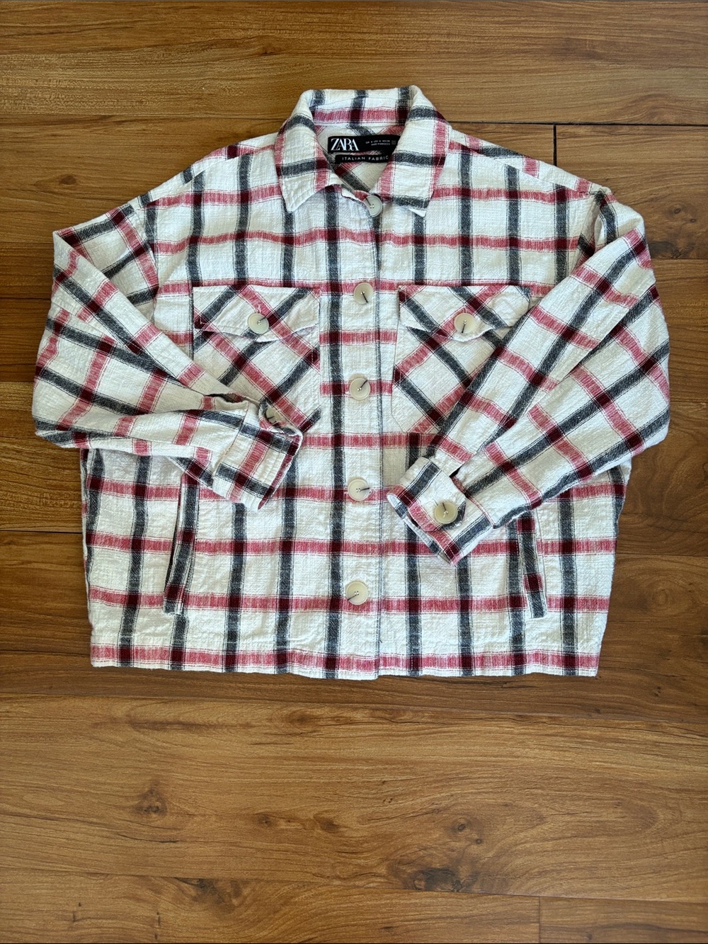 Zara Cream Plaid Button-Up Jacket with Red and Black Check